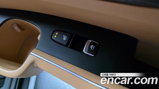 Kia Sorento (IV) Gasoline 2.5T 2WD Prestige 2022 — фото 18