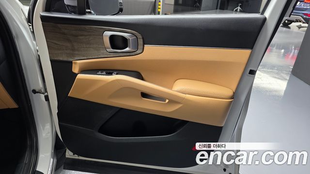 Kia Sorento (IV) Gasoline 2.5T 2WD Prestige 2022 — фото 25