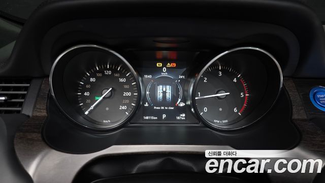 Land Rover Range Rover Evoque 2.0 TD4 HSE Dynamic Convertible 2017 — фото 8