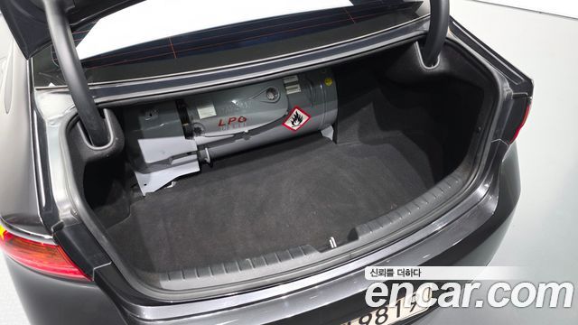 Kia K7 3.0 LPI Luxury (Rental Car) 2019 — фото 20