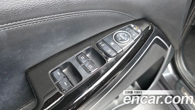 Kia K7 3.0 LPI Luxury (Rental Car) 2019 — фото 29