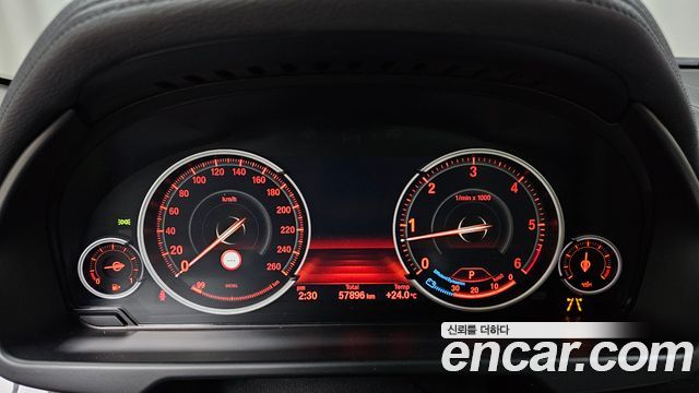 BMW X6 (F16) xDrive 30d 2017 — фото 8