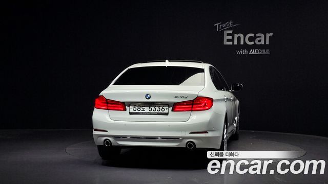 BMW 5 Series (G30) 520d Luxury Special Edition 2018 — фото 4