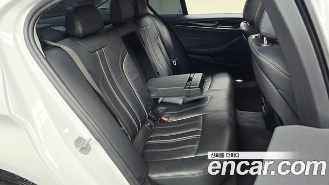 BMW 5 Series (G30) 520d Luxury Special Edition 2018 — фото 11