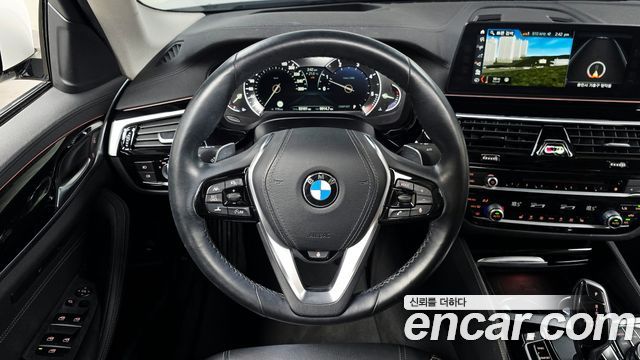 BMW 5 Series (G30) 520d Luxury Special Edition 2018 — фото 14