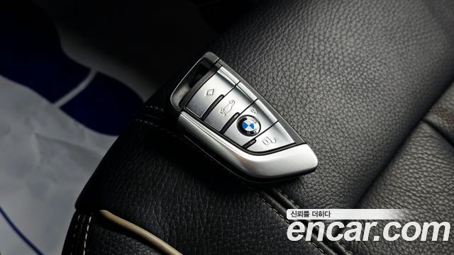 BMW 5 Series (G30) 520d Luxury Special Edition 2018 — фото 16
