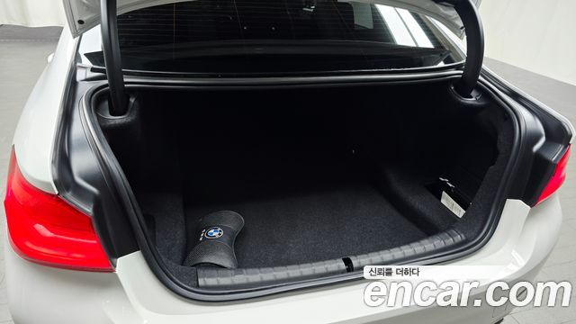 BMW 5 Series (G30) 520d Luxury Special Edition 2018 — фото 18