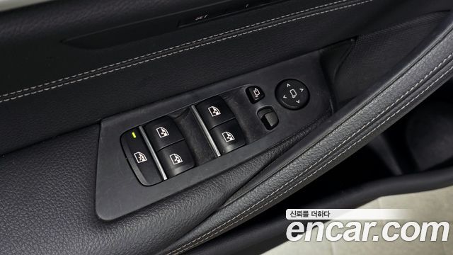 BMW 5 Series (G30) 520d Luxury Special Edition 2018 — фото 28