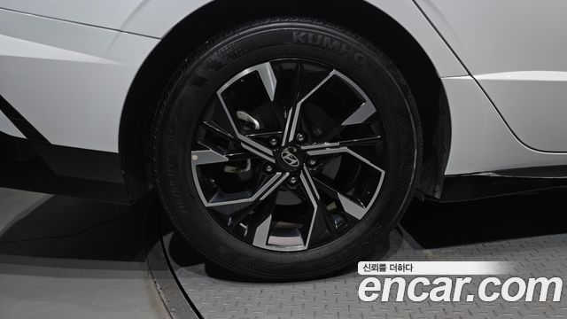 Hyundai Sonata The Edge (DN8) 2.0 Premium 2025 — фото 5