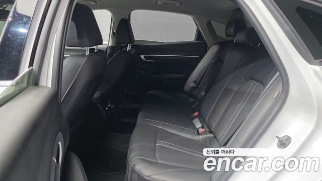 Hyundai Sonata The Edge (DN8) 2.0 Premium 2025 — фото 12