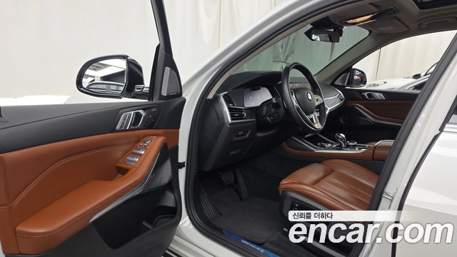 BMW X7 (G07) xDrive 40i Design Pure Excellence 6-Seater 2021 — фото 10