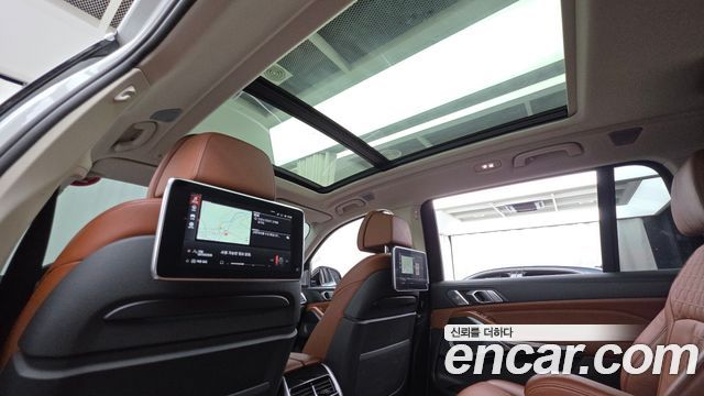 BMW X7 (G07) xDrive 40i Design Pure Excellence 6-Seater 2021 — фото 18