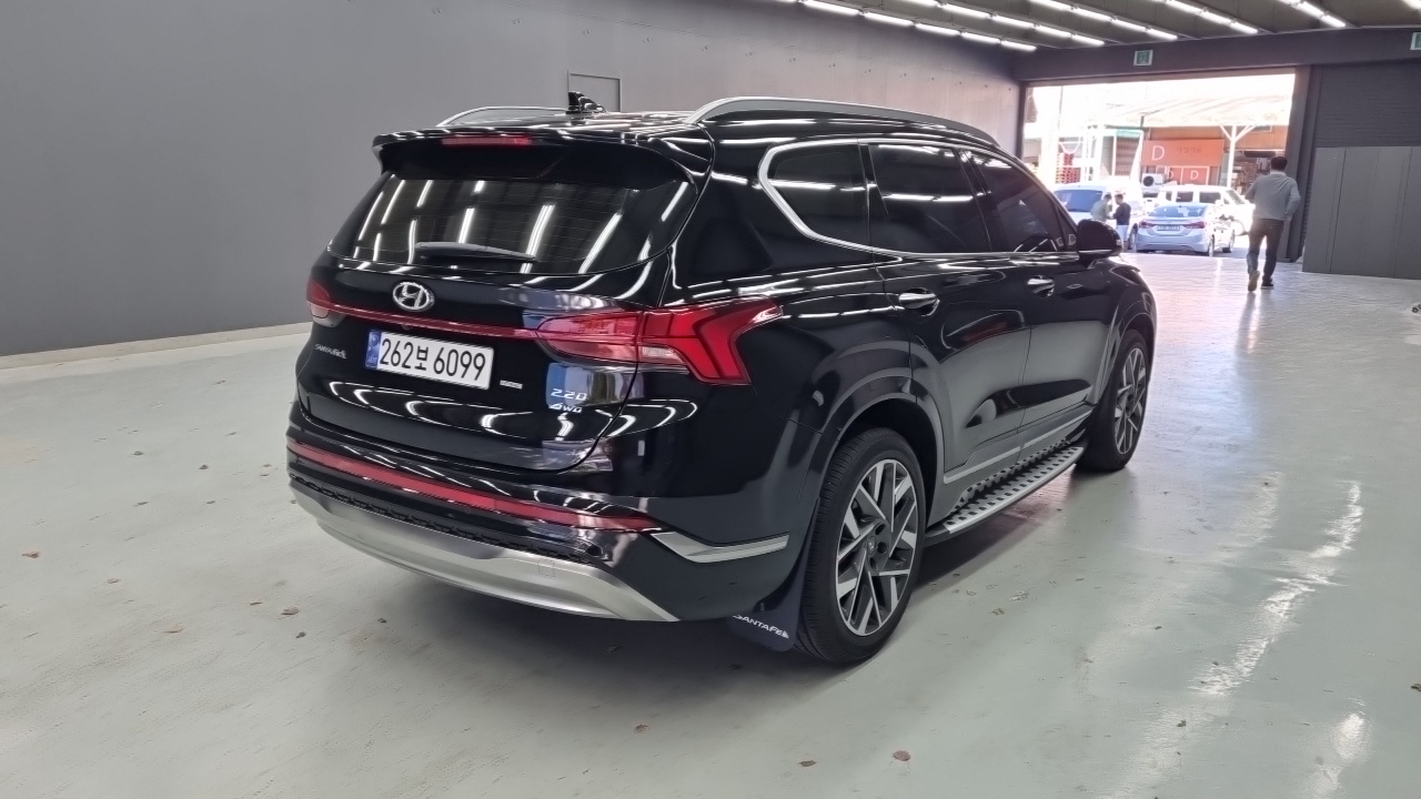 Hyundai Santa Fe Diesel 2.2 2WD Calligraphy 2023 — фото 2