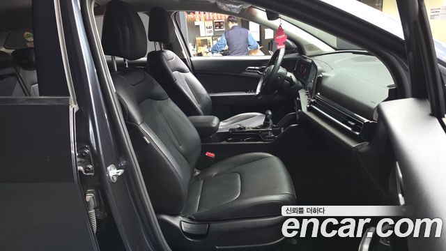 Kia Sportage (V) Gasoline 1.6 Turbo 2WD Trendy 2023 — фото 11