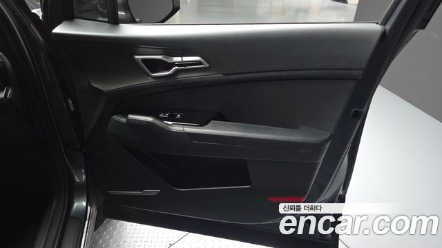 Kia Sportage (V) Gasoline 1.6 Turbo 2WD Trendy 2023 — фото 24