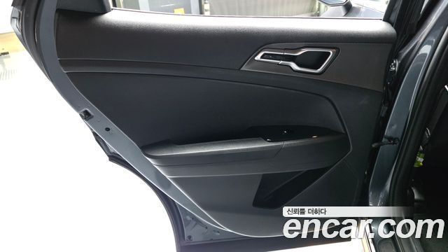 Kia Sportage (V) Gasoline 1.6 Turbo 2WD Trendy 2023 — фото 25