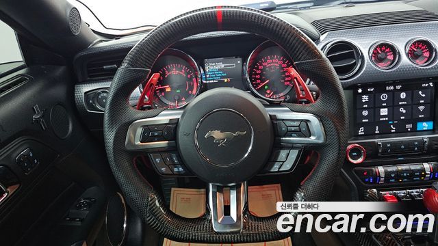 Ford Mustang Coupe 2017 — фото 17