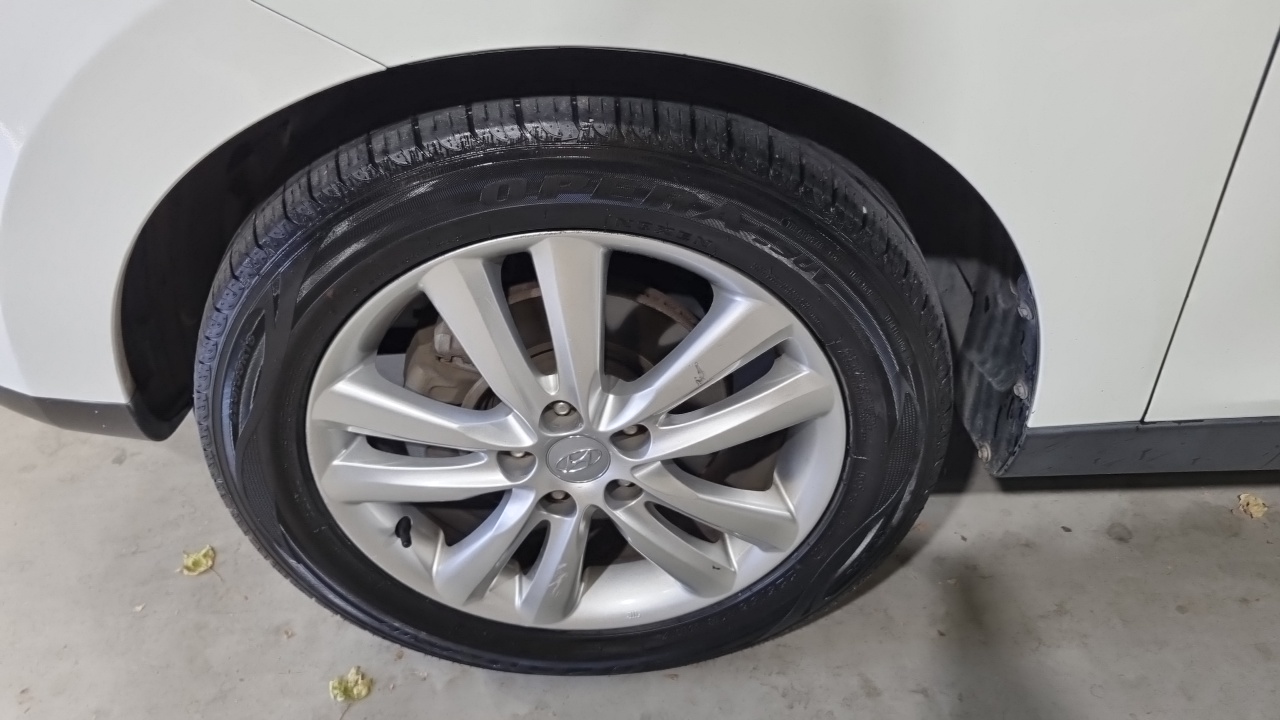 Hyundai Tucson ix Diesel 2WD LX20 Luxury 2013 — фото 5