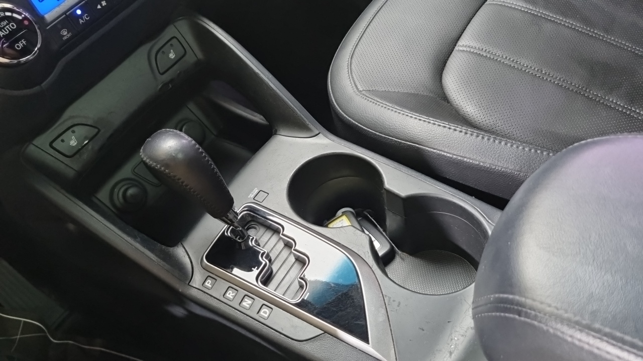 Hyundai Tucson ix Diesel 2WD LX20 Luxury 2013 — фото 9