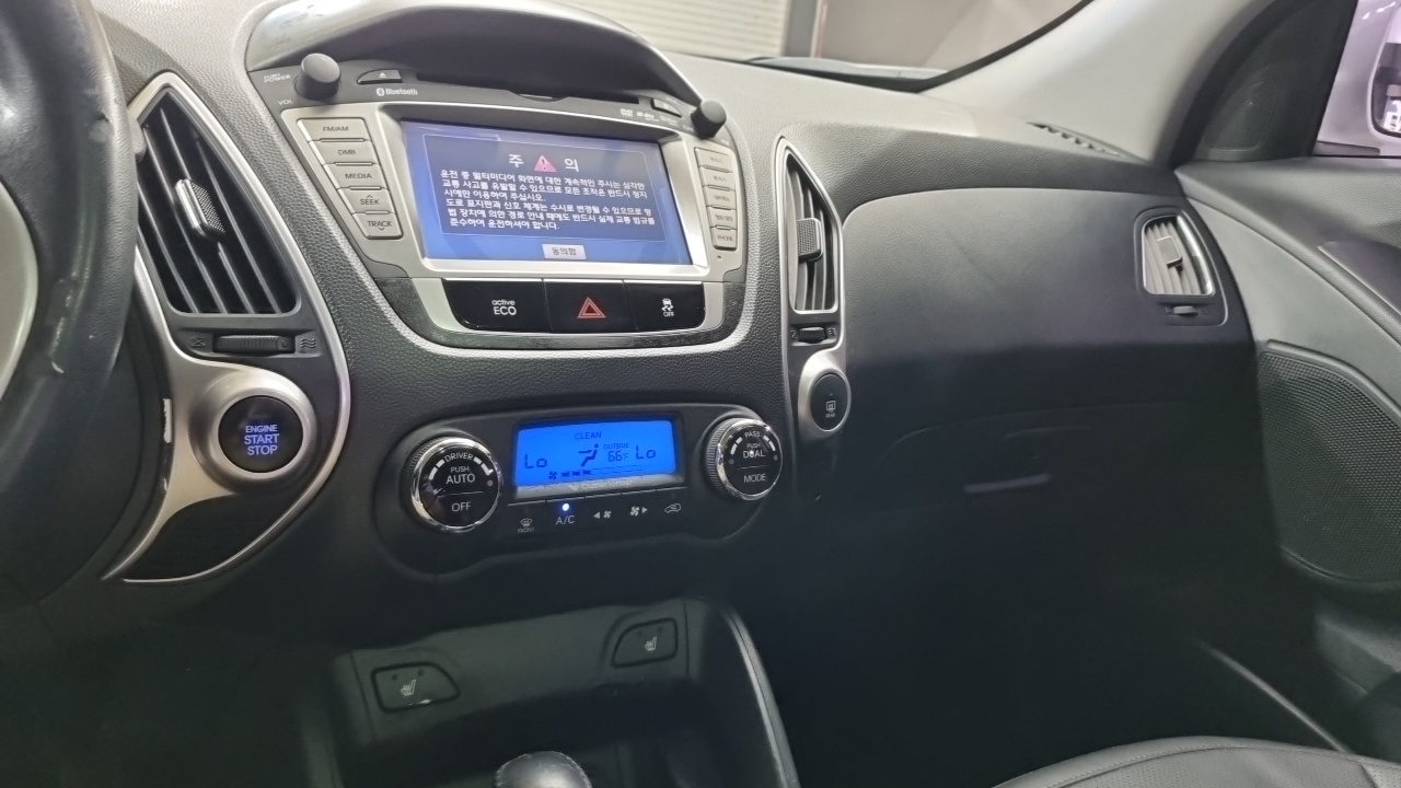 Hyundai Tucson ix Diesel 2WD LX20 Luxury 2013 — фото 16