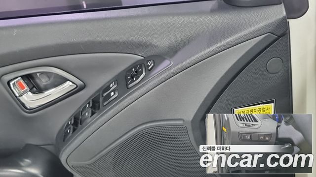 Hyundai Tucson ix Diesel 2WD LX20 Luxury 2013 — фото 21