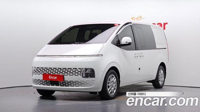 Hyundai Staria HEV 1.6 Cargo 5-Seater Modern