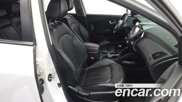 Hyundai Tucson ix Diesel(e-VGT) 2WD Modern 2014 — фото 11