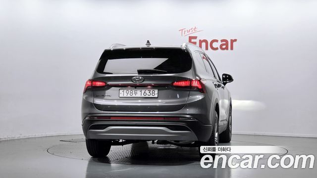 Hyundai Santa Fe Diesel 2.2 2WD Prestige 2021 — фото 4