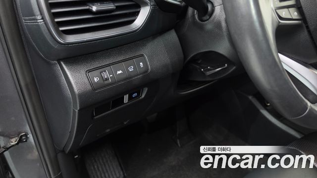 Hyundai Santa Fe Diesel 2.2 2WD Prestige 2021 — фото 20
