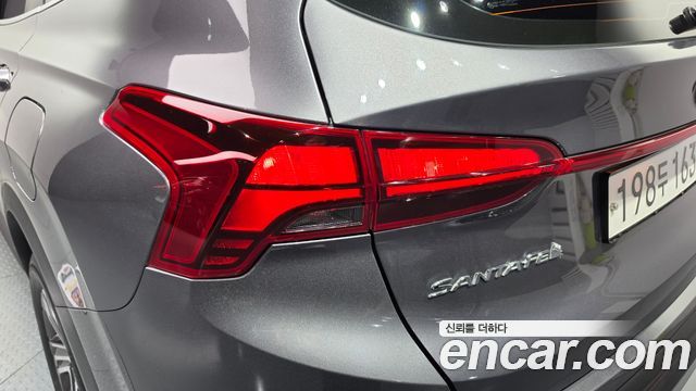 Hyundai Santa Fe Diesel 2.2 2WD Prestige 2021 — фото 23