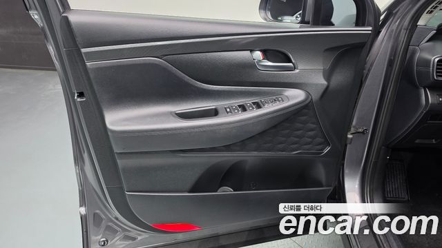 Hyundai Santa Fe Diesel 2.2 2WD Prestige 2021 — фото 24