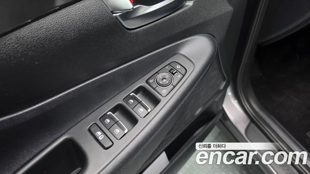 Hyundai Santa Fe Diesel 2.2 2WD Prestige 2021 — фото 28