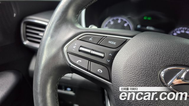 Hyundai Santa Fe Diesel 2.2 2WD Prestige 2021 — фото 30