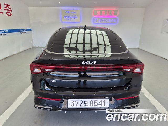 Kia K5 (III) 2.0 Noblesse 2023 — фото 4