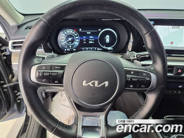 Kia K5 (III) 2.0 Noblesse 2023 — фото 12