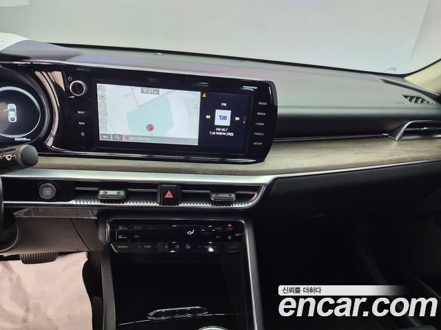 Kia K5 (III) 2.0 Noblesse 2023 — фото 13