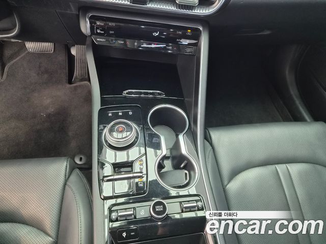Kia K5 (III) 2.0 Noblesse 2023 — фото 14
