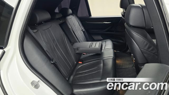 BMW X5 (F15) xDrive 40d Black&White Edition 2015 — фото 11