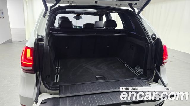 BMW X5 (F15) xDrive 40d Black&White Edition 2015 — фото 18