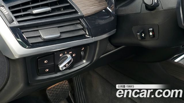 BMW X5 (F15) xDrive 40d Black&White Edition 2015 — фото 20