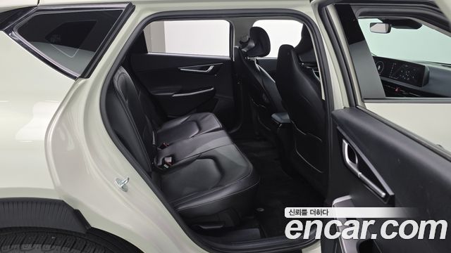 Kia EV6 Long Range Air 2023 — фото 11