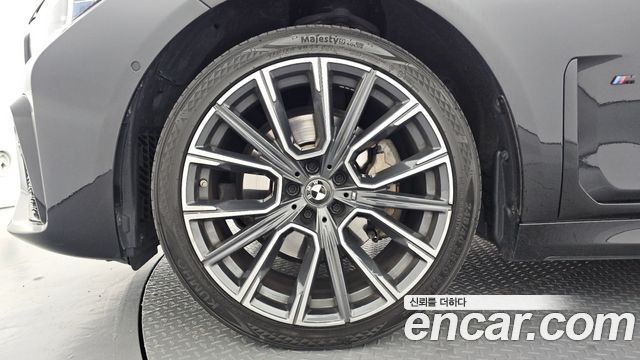 BMW 7 Series (G11) 730d xDrive M Sport 2020 — фото 5