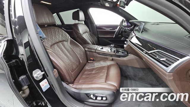 BMW 7 Series (G11) 730d xDrive M Sport 2020 — фото 11