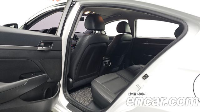 Hyundai Avante (AD) 1.6 GDI Modern 2016 — фото 11