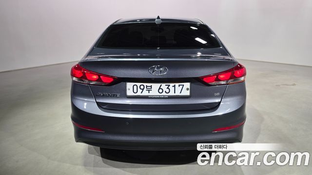 Hyundai Avante (AD) 1.6 GDI Value Plus 2018 — фото 4