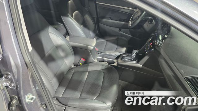 Hyundai Avante (AD) 1.6 GDI Value Plus 2018 — фото 16