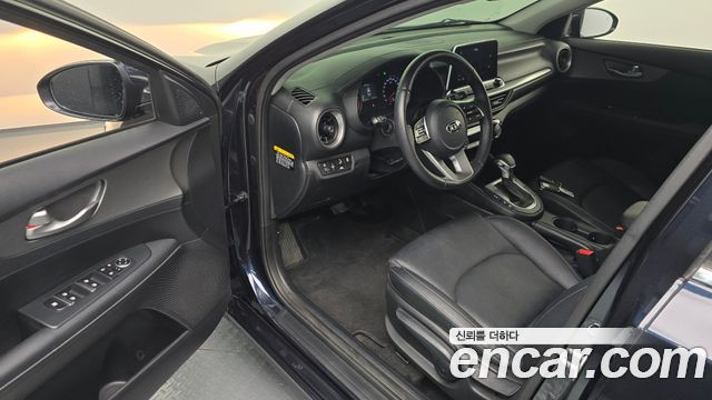 Kia K3 Prestige 2019 — фото 10