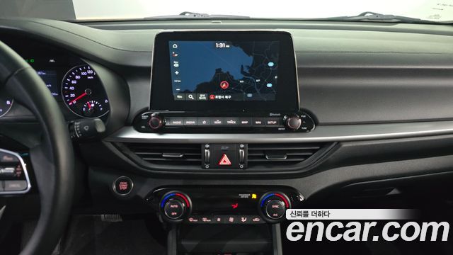 Kia K3 Prestige 2019 — фото 13