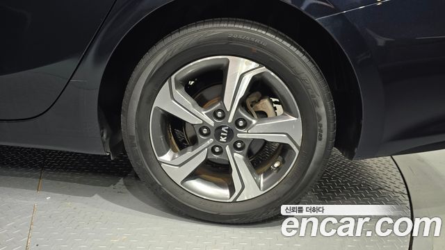 Kia K3 Prestige 2019 — фото 21