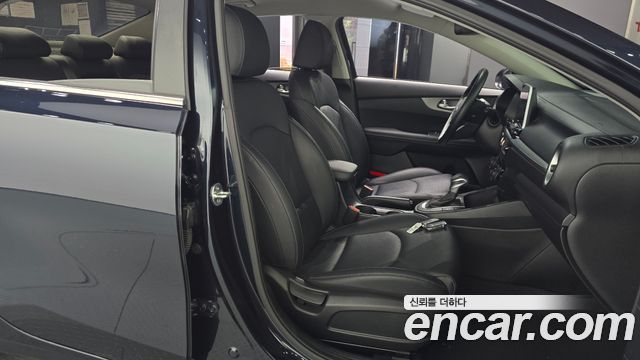 Kia K3 Prestige 2019 — фото 26